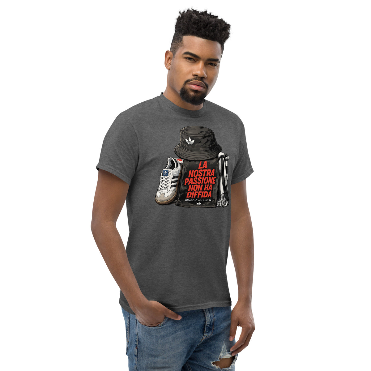 T-shirt Ultras La Nostra Passione Non Ha Diffida GALESPORT – grigio scuro mélange, vista tre quarti destra