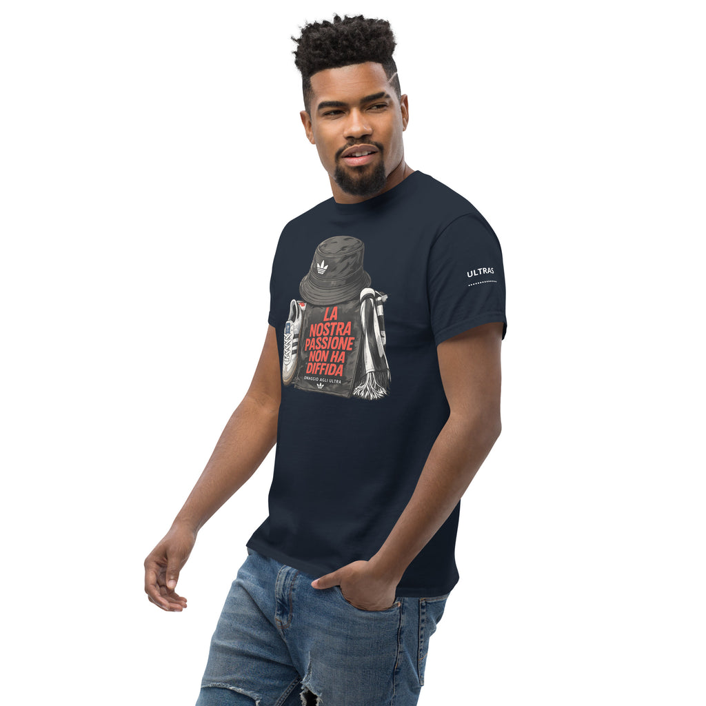 T-shirt Ultras La Nostra Passione Non Ha Diffida GALESPORT – blu navy, vista tre quarti sinistra